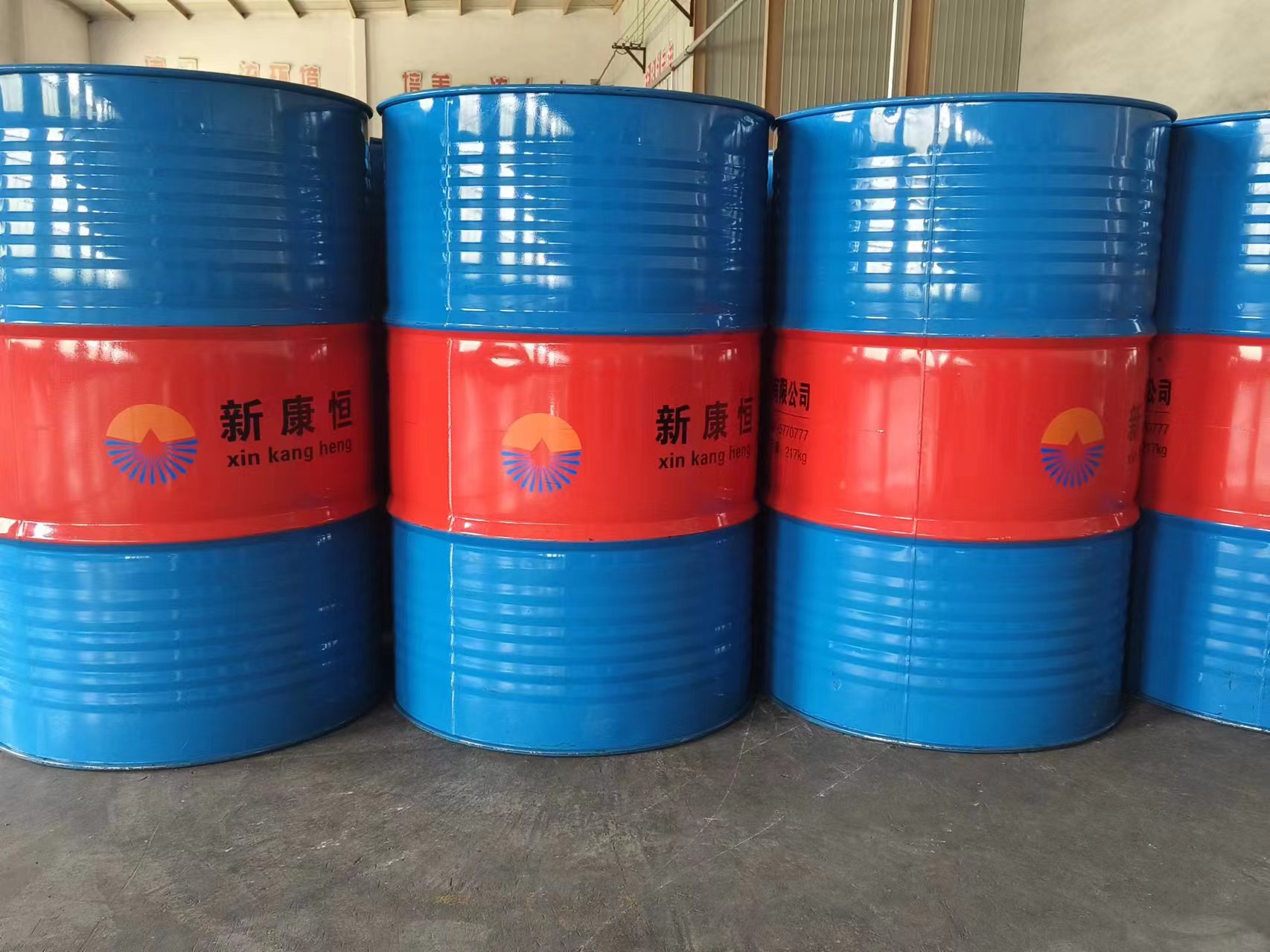 在国产成人水蜜桃视频系统中，国产成人水蜜桃视频用防冻液的正确使用至关重要，尤其是在寒冷环境下，防冻液不仅保护设备免受冻结损害，还能保证系统的稳定运行。然而，很多用户对国产成人水蜜桃视频用防冻液的使用并不完全了解。下面，小编就带大家了解一下国产成人水蜜桃视频用防冻液的正确使用方法，帮助大家充分发挥其保护作用，确保液压系统在任何条件下都能正常运作。